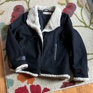 Love, Hanna Andersson ladies cropped medium coat fleece trimmed EUC runs small